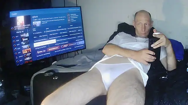 Snapshot of mythicbonez69 chatting on 5, 8, 2026 mythicbonez69 online show from 5, 8, 2026