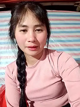 Him MountainGirl online show from 4, 2, 2026