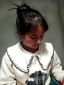 Him MountainGirl online show from 8, 2, 2026