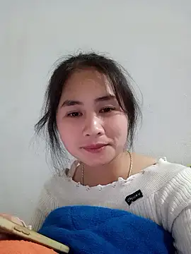 Him MountainGirl online show from 12, 1, 2026