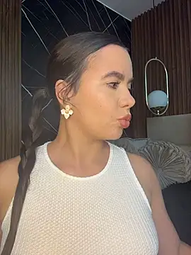 Snapshot of ValentinaEliot chatting on 20, 12, 2025 ValentinaEliot online show from 20, 12, 2025