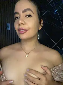 Snapshot of ValentinaEliot chatting on 7, 2, 2026 ValentinaEliot online show from 7, 2, 2026