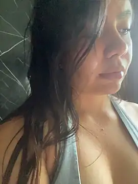 ValentinaEliot online show from 9, 4, 2026