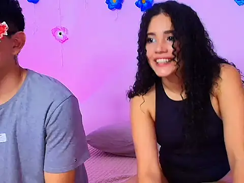 Snapshot of Thetoxicouple chatting on 22, 12, 2025 Thetoxicouple online show from 22, 12, 2025