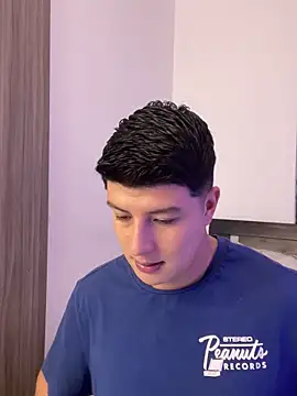 Goldenknight33 online show from 15, 4, 2026