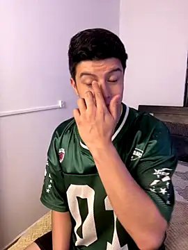 Goldenknight33 online show from 14, 12, 2025