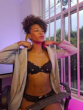 NaomiClay online show from 27, 3, 2026