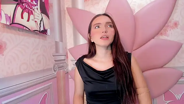 valeriecute18 online show from 13, 4, 2026