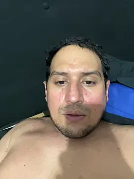 Snapshot of DarkOnebaki- chatting on 19, 12, 2025 DarkOnebaki- online show from 19, 12, 2025