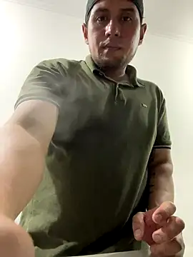 Snapshot of DarkOnebaki- chatting on 20, 12, 2025 DarkOnebaki- online show from 20, 12, 2025