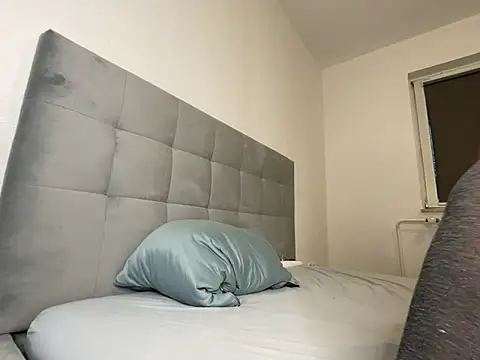 Carlycrush  online show from 3, 4, 2026