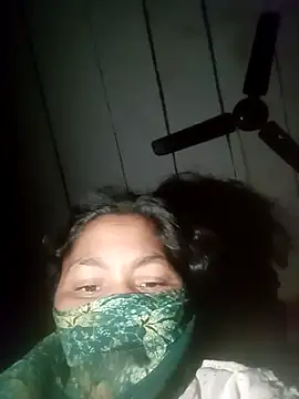 Pooja125599 online show from 5, 1, 2026