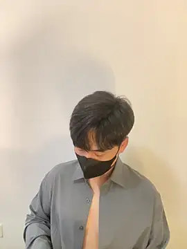 Snapshot of kimze7 chatting on 9, 2, 2026 kimze7 online show from 9, 2, 2026