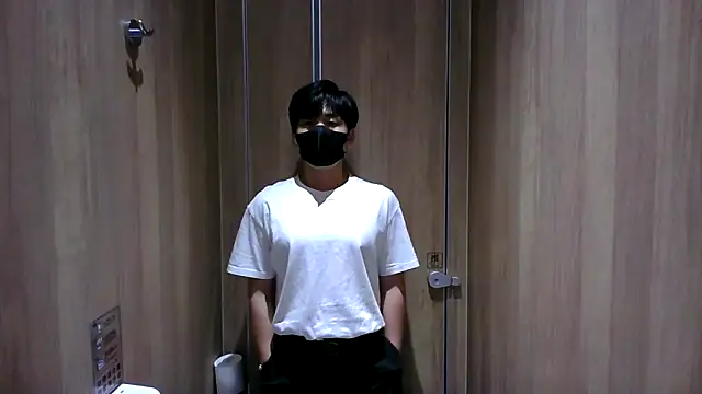 kimze7 online show from 9, 3, 2026