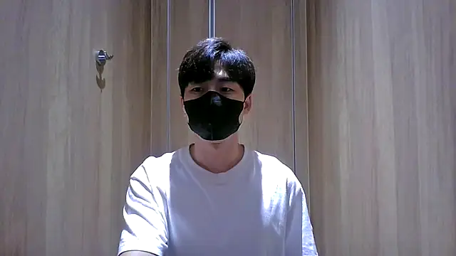 Snapshot of kimze7 chatting on 27, 2, 2026 kimze7 online show from 27, 2, 2026