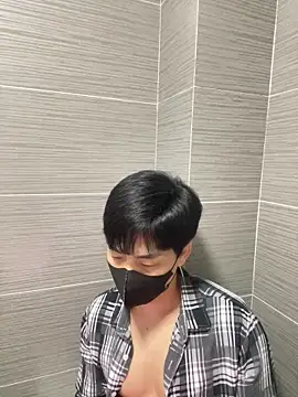 kimze7 online show from 2, 4, 2026