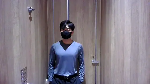 Snapshot of kimze7 chatting on 28, 2, 2026 kimze7 online show from 28, 2, 2026