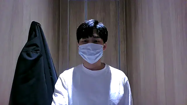 kimze7 online show from 8, 4, 2026