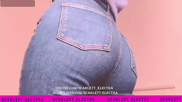 Snapshot of Scarlett_Electra chatting on 9, 1, 2026 Scarlett Electra online show from 9, 1, 2026