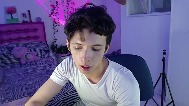 Snapshot of Dani_Dancer chatting on 5, 7, 2026 Dani Dancer online show from 5, 7, 2026