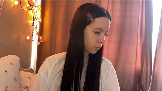 Snapshot of DorindaCail chatting on 4, 7, 2026 DorindaCail online show from 4, 7, 2026