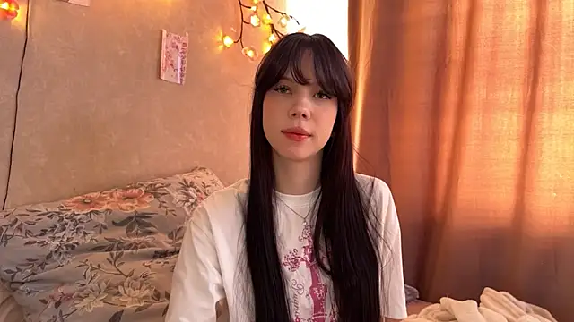 Snapshot of DorindaCail chatting on 27, 6, 2026 DorindaCail online show from 27, 6, 2026