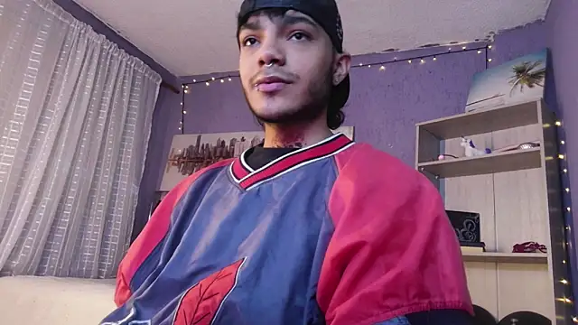 Snapshot of kingdani_hot chatting on 10, 2, 2026 kingdani hot online show from 10, 2, 2026