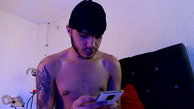 Snapshot of kingdani_hot chatting on 22, 2, 2026 kingdani hot online show from 22, 2, 2026