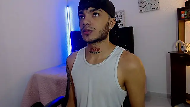 Snapshot of kingdani_hot chatting on 11, 2, 2026 kingdani hot online show from 11, 2, 2026