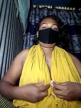 Snapshot of porimoi_505 chatting on 18, 12, 2025 porimoi 505 online show from 18, 12, 2025