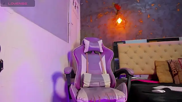 Snapshot of Aliice_james chatting on 14, 2, 2026 Aliice james online show from 14, 2, 2026