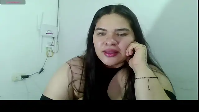NinaFuentes2X online show from 16, 5, 2026