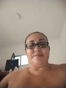 Nini Love  online show from 11, 6, 2026