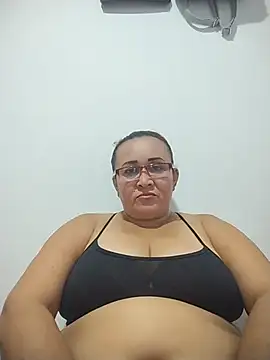 Nini Love  online show from 13, 3, 2026