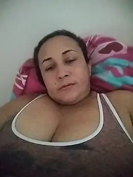 Nini Love  online show from 18, 5, 2026