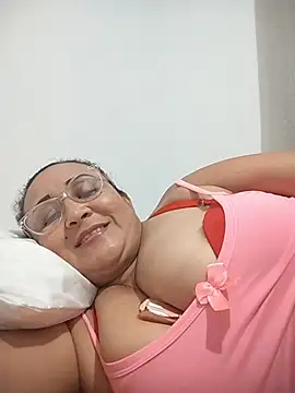 Nini Love  online show from 2, 2, 2026