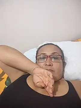 Nini Love  online show from 24, 3, 2026