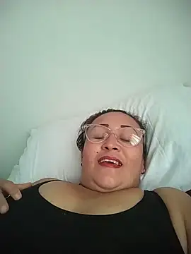 Nini Love  online show from 4, 2, 2026