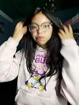 Snapshot of Princess_elia chatting on 1, 5, 2026 Princess elia online show from 1, 5, 2026