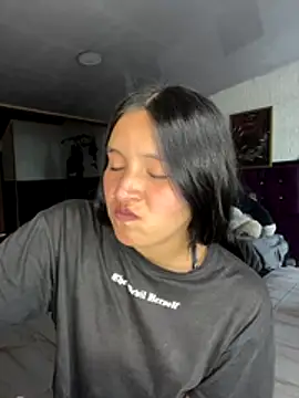 Snapshot of Agatta-X chatting on 19, 12, 2025 Agatta-X online show from 19, 12, 2025