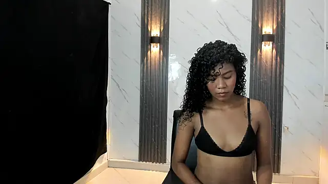 CaramelDesire online show from 6, 2, 2026