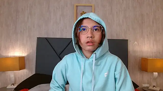 Snapshot of Xaander_ chatting on 6, 1, 2026 Xaander online show from 6, 1, 2026