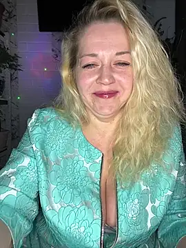 JenniferCarmen online show from 10, 4, 2026