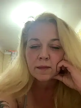 JenniferCarmen online show from 21, 12, 2025