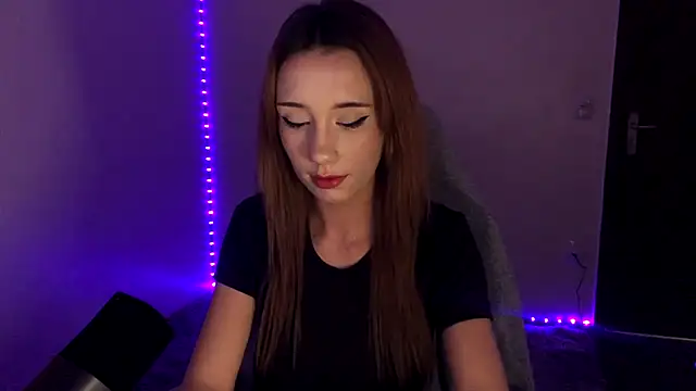 ellienymph online show from 6, 1, 2026