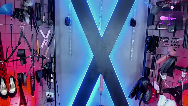 Snapshot of MissScarlet_Ela_bdsm chatting on 13, 2, 2026 MissScarlet Ela bdsm online show from 13, 2, 2026