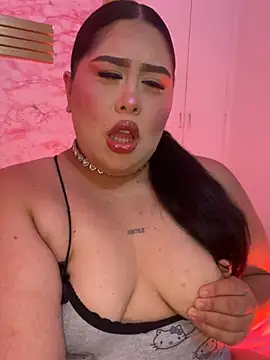 Mia Carters online show from 5, 4, 2026