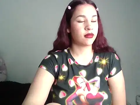 Mia 352 online show from 12, 4, 2026