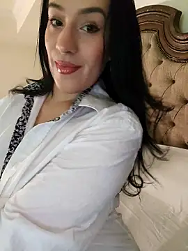 BustyVampyre online show from 14, 3, 2026