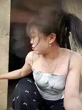 sofia-bae online show from 13, 4, 2026